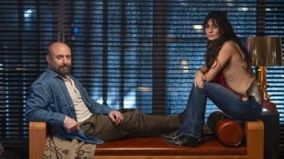 Yarın Yokmuş Gibi 1.Sezon 1.Bölüm izle