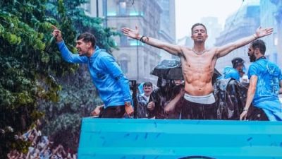 Birlikte: Art Arda Üç Kez Zirvede 1.Sezon 3.Bölüm izle