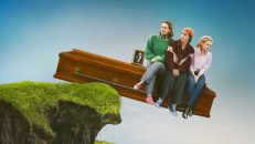 How to Get to Heaven from Belfast 1.Sezon 1.Bölüm izle